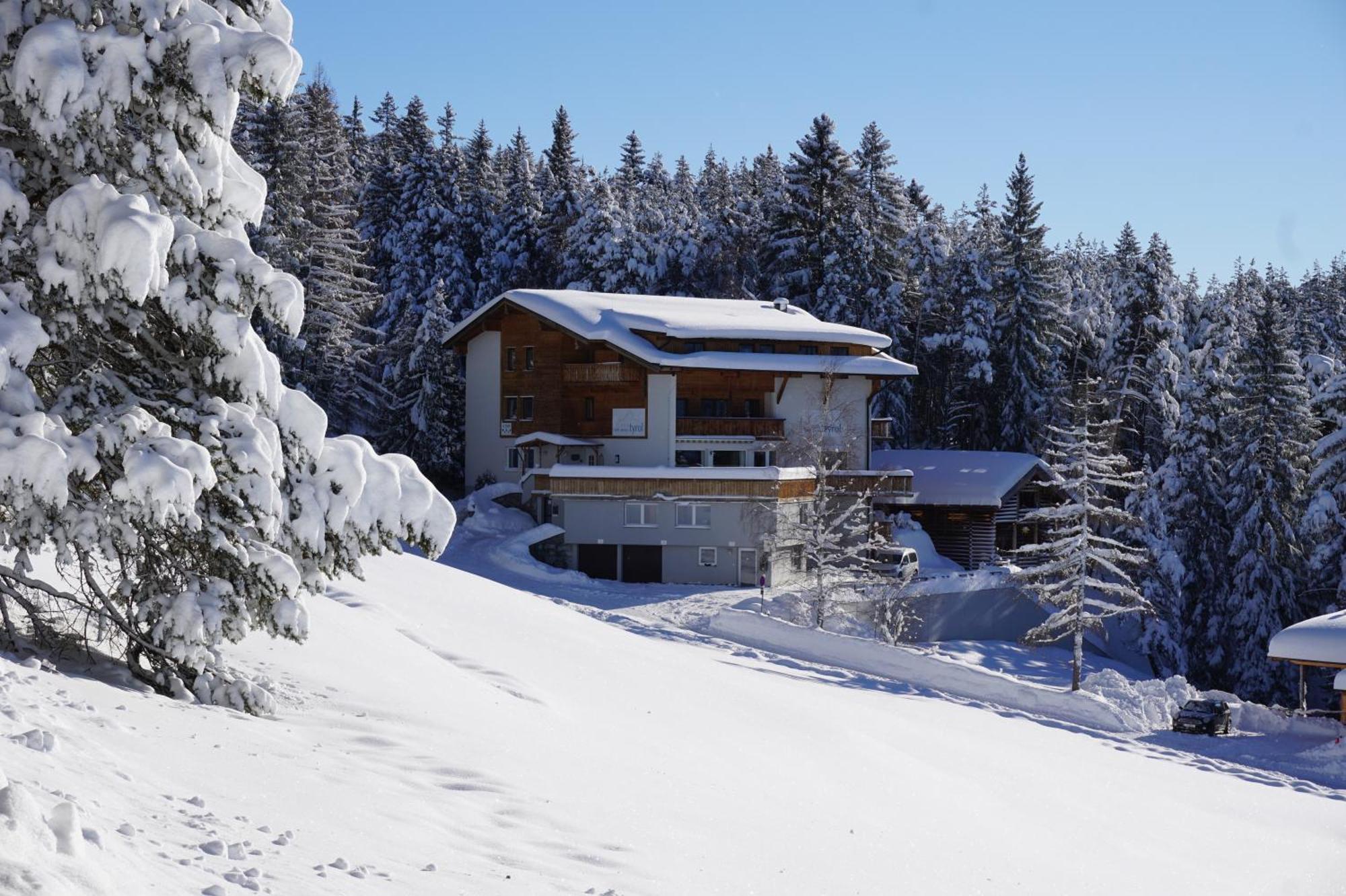 Hotel Pension Tyrol Seefeld in Tirol Kültér fotó
