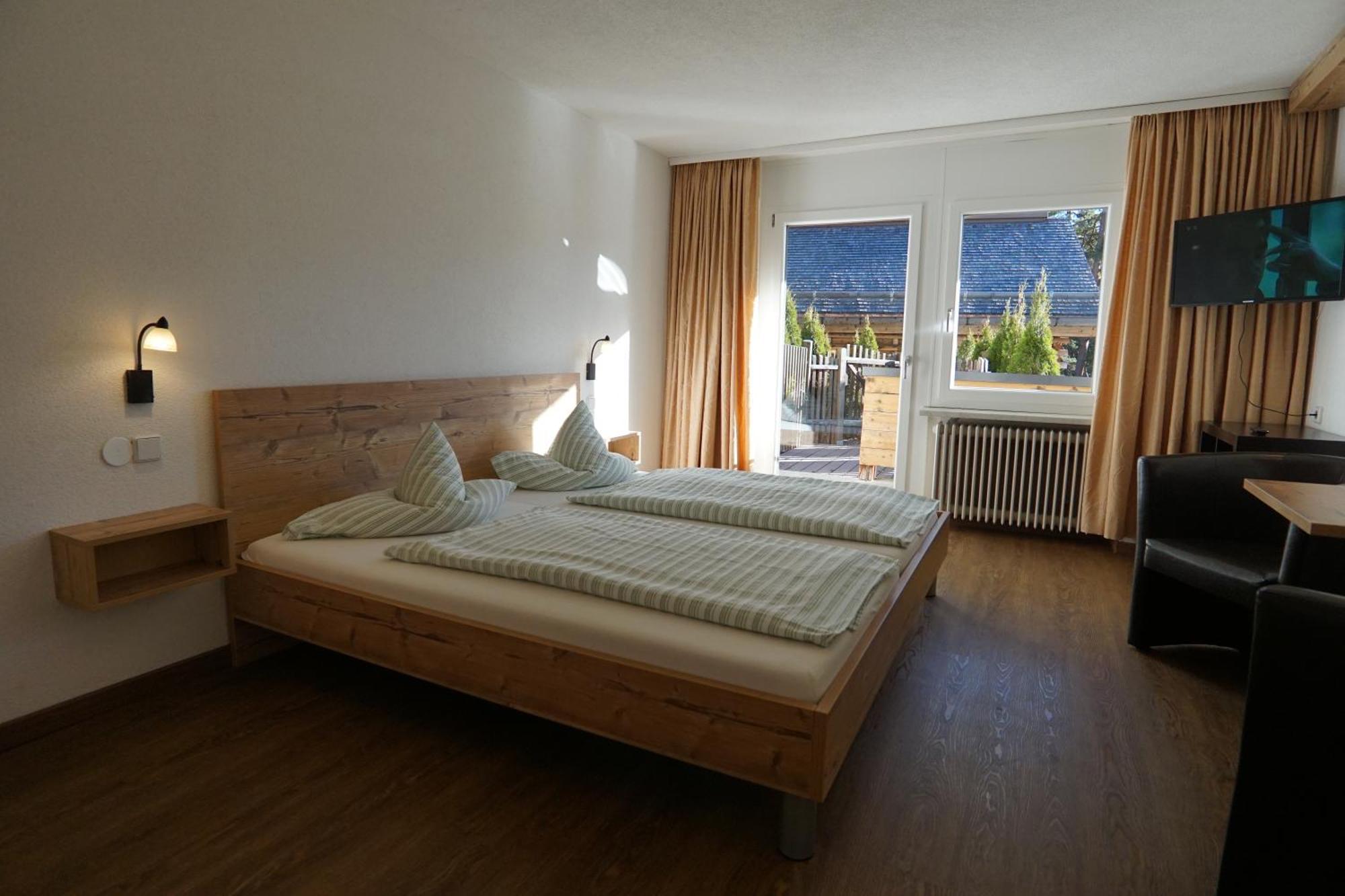Hotel Pension Tyrol Seefeld in Tirol Kültér fotó
