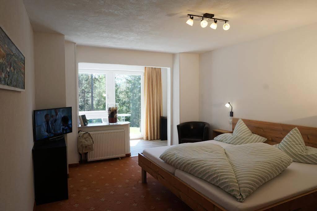 Hotel Pension Tyrol Seefeld in Tirol Kültér fotó